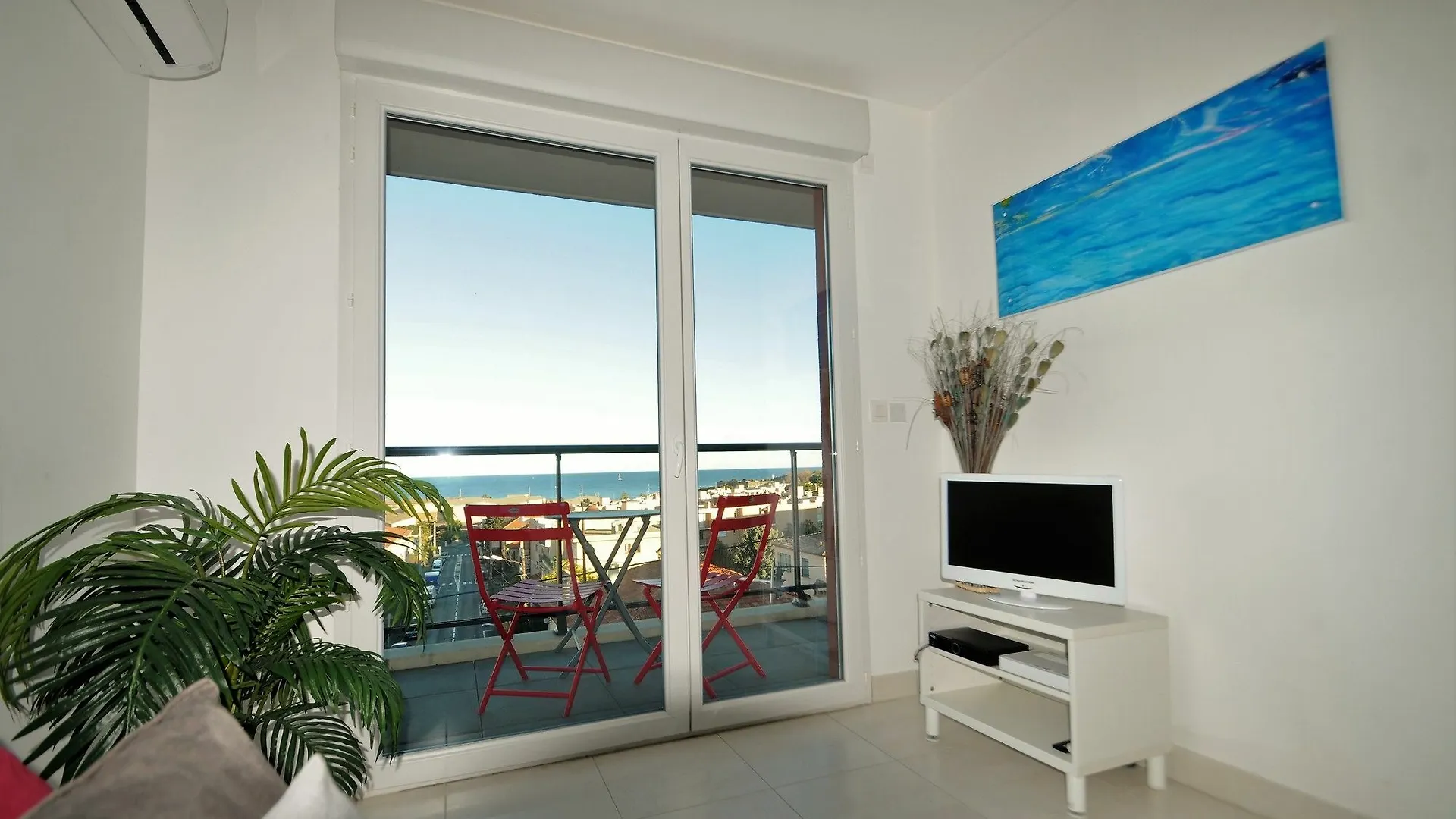 Apartment Allia Garden Juan-les-Pins France